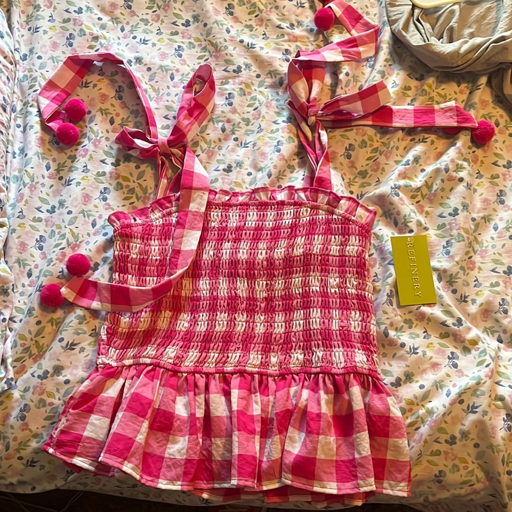 Gingham Smocked Top! Tie sleeves with pom poms! Size L, never worn.